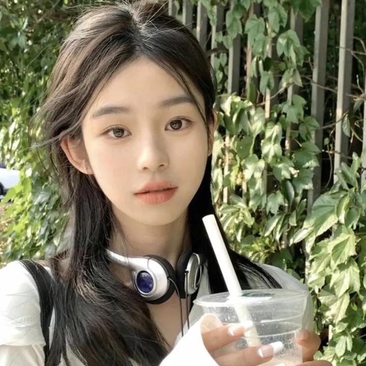 乌鸦女孩